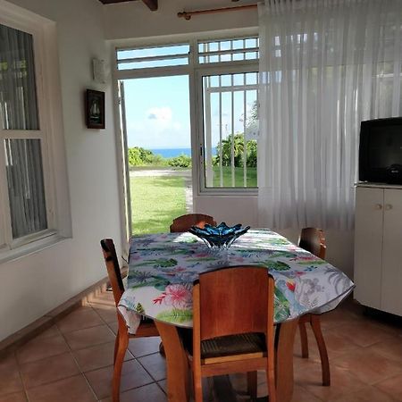 Cocooning Sur Mer Bungalow Sainte-Anne  Εξωτερικό φωτογραφία